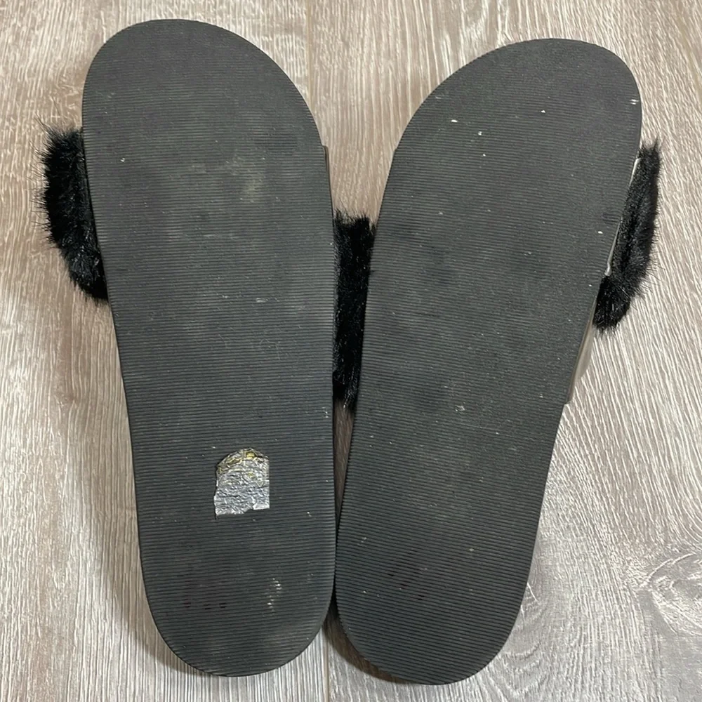 Aldo Gotta Black & Metallic Faux Fur Slide Sandal 7.5
